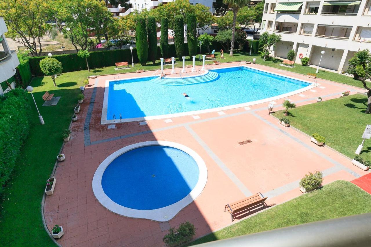 Uhc Marathon Apartments 살루 외부 사진
